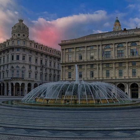 Joivy Elegant Flat For 7, In The Heart Of Genoa Apartment Exterior photo