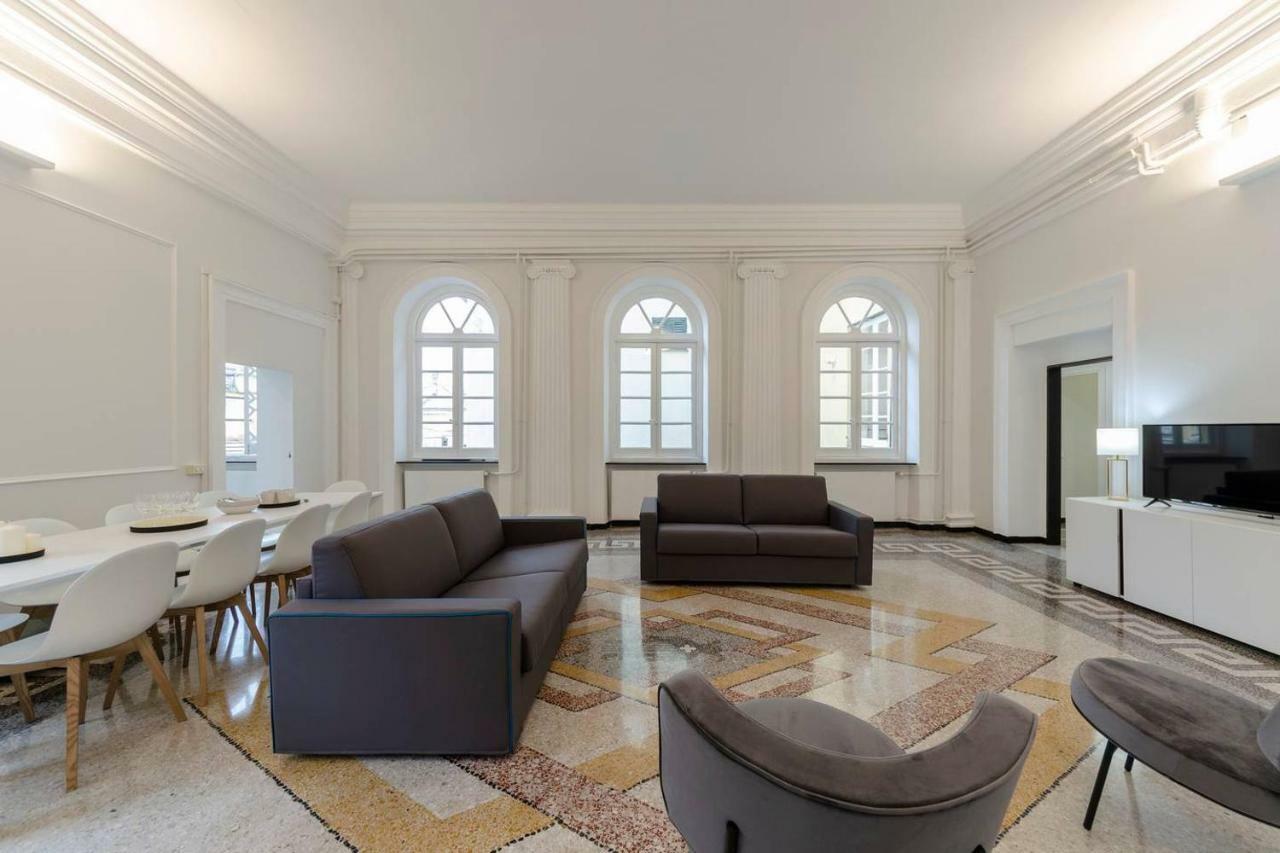 Joivy Elegant Flat For 7, In The Heart Of Genoa Apartment Exterior photo