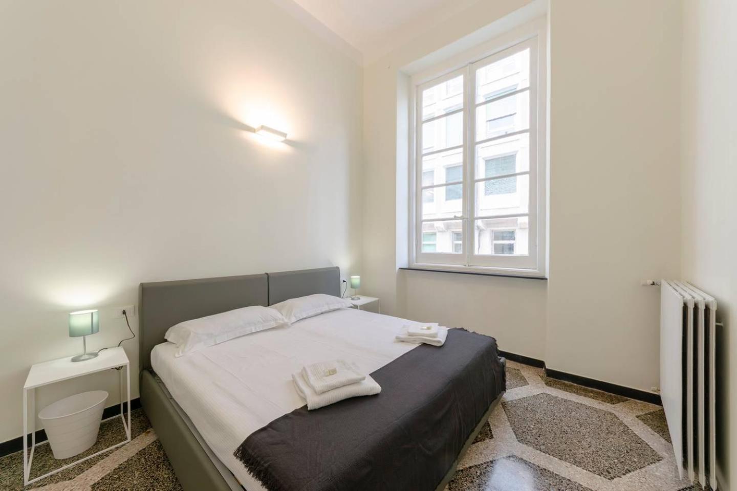 Joivy Elegant Flat For 7, In The Heart Of Genoa Apartment Exterior photo